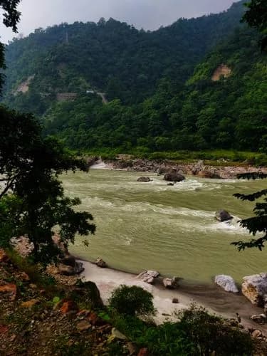 Brahmpuri rafting spot on the Ganga, Rishikesh