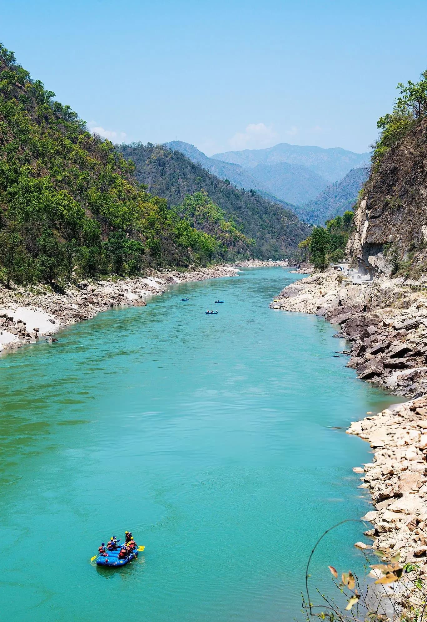 Kaudiyala rafting spot on the Ganga, Rishikesh