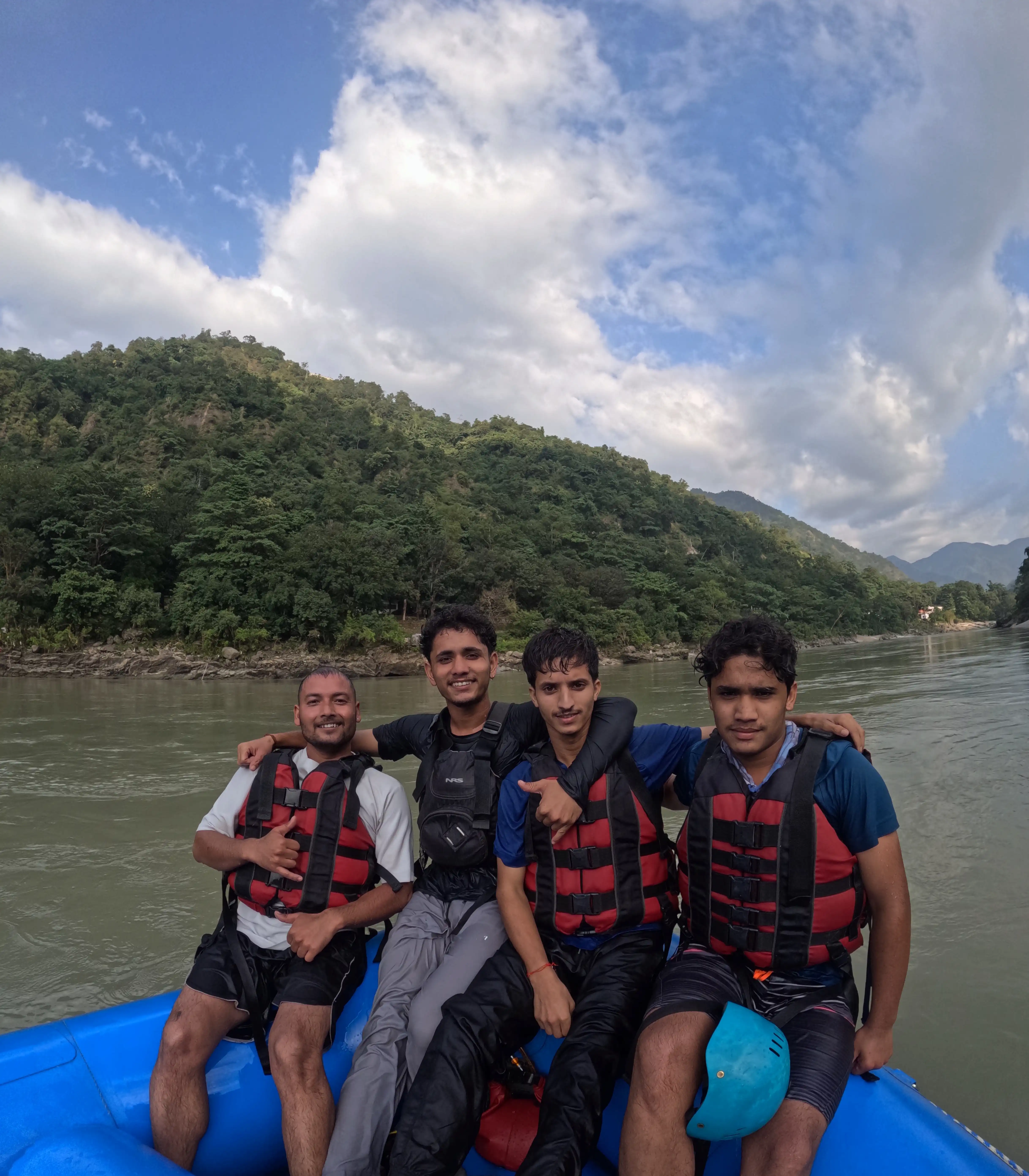 Shivalik Ganga Adventure rafting moment